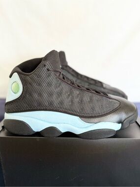AUTHENTIC Jordan 13 Retro Black University Blue size 10.5 DJ5982-041 2022 USED